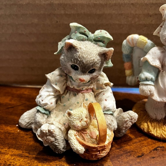 Calico Kittens Figurines - Picture 2 of 7